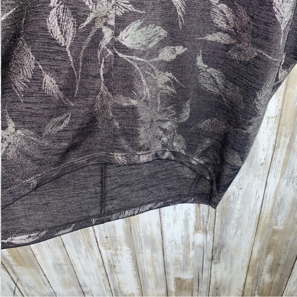 White House Black Market Silver Oversized Rose High Low Blouse - Picture 3 of 6